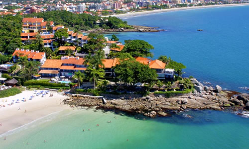 Hotel en Bombinhas con salida directa al Mar